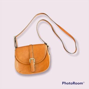 Kelly & Katie Camel Brown Buckle Snap Crossbody